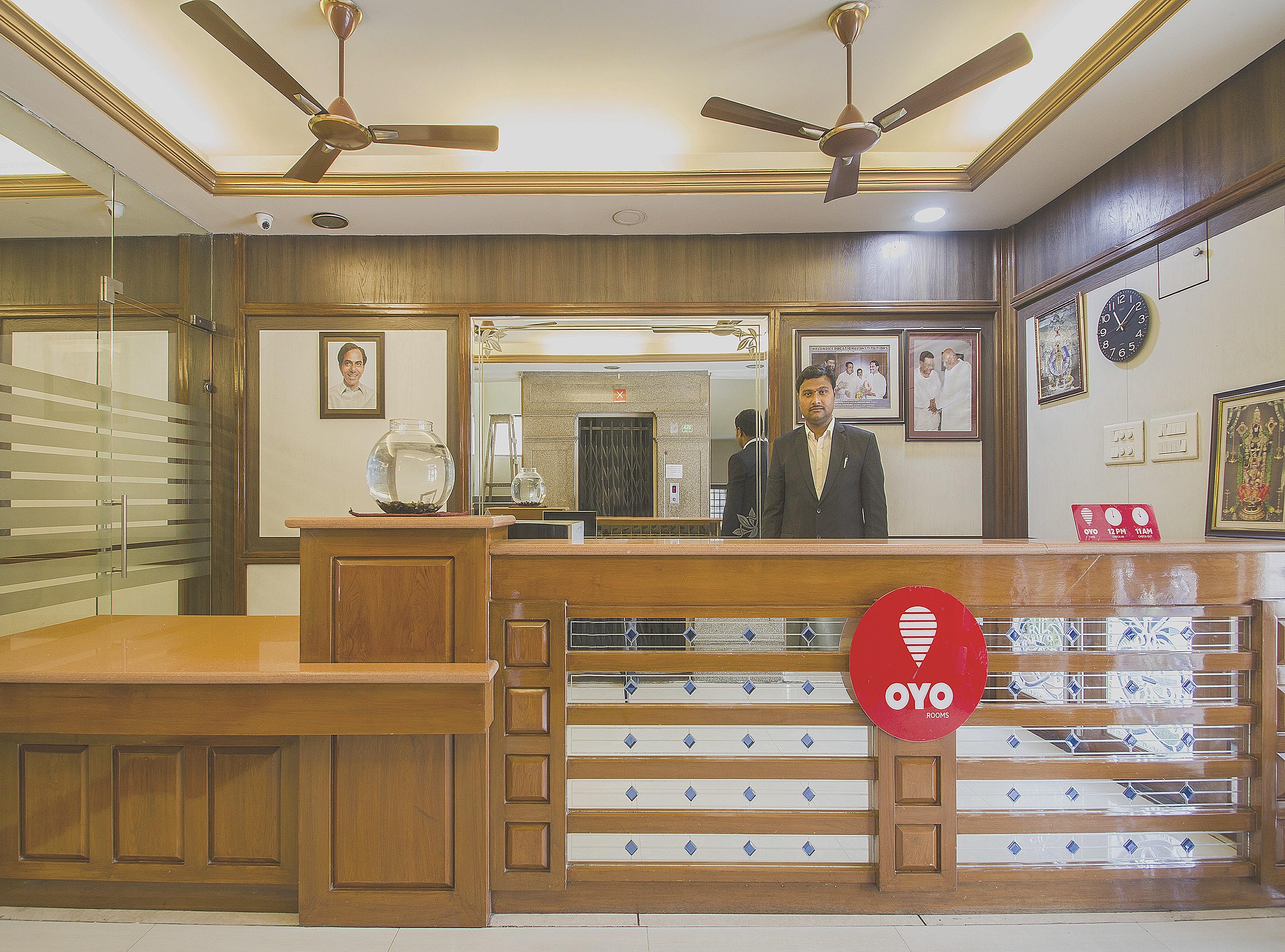 Hotel O Surya Residency Хидерабад Екстериор снимка