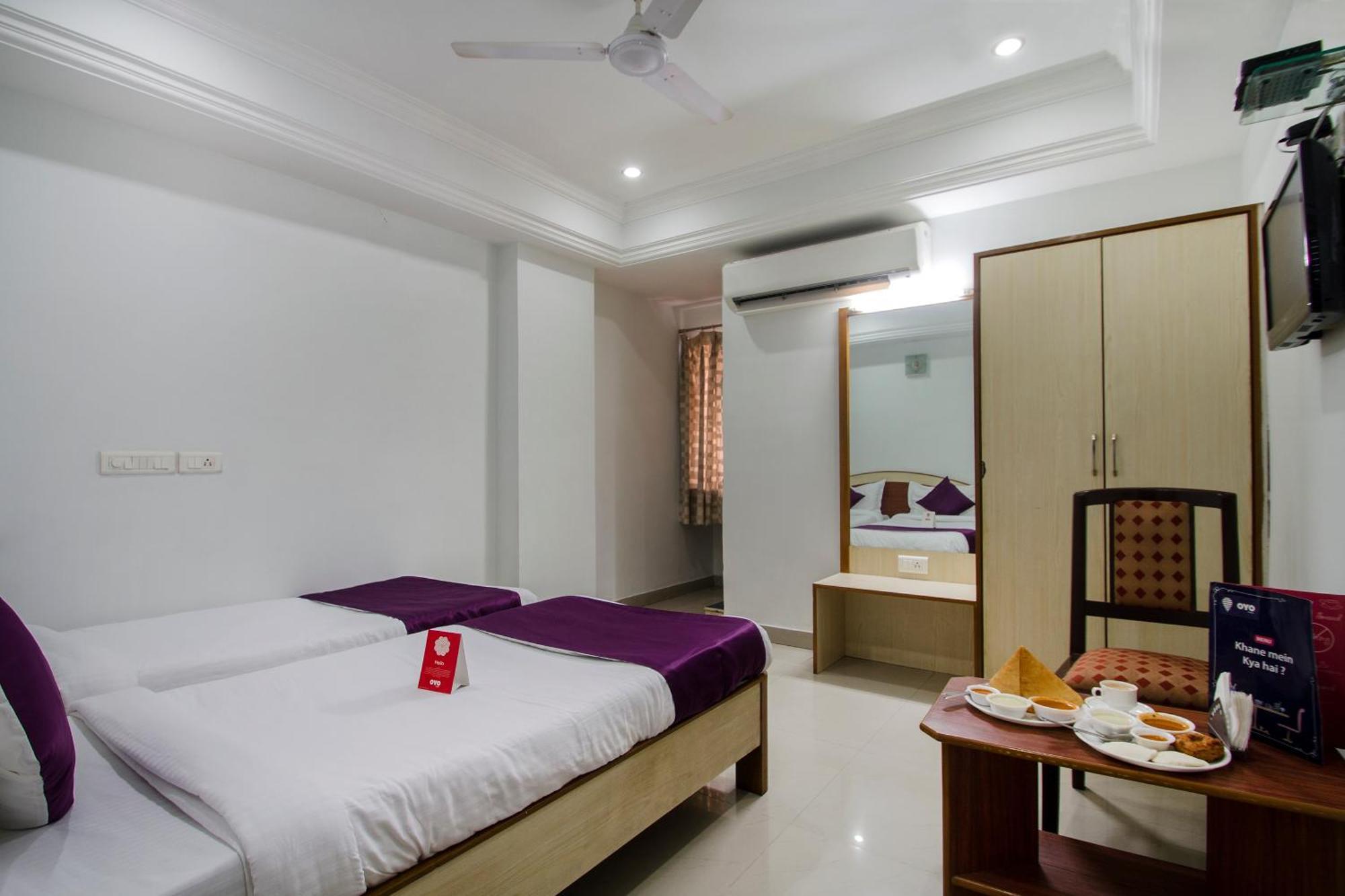 Hotel O Surya Residency Хидерабад Екстериор снимка