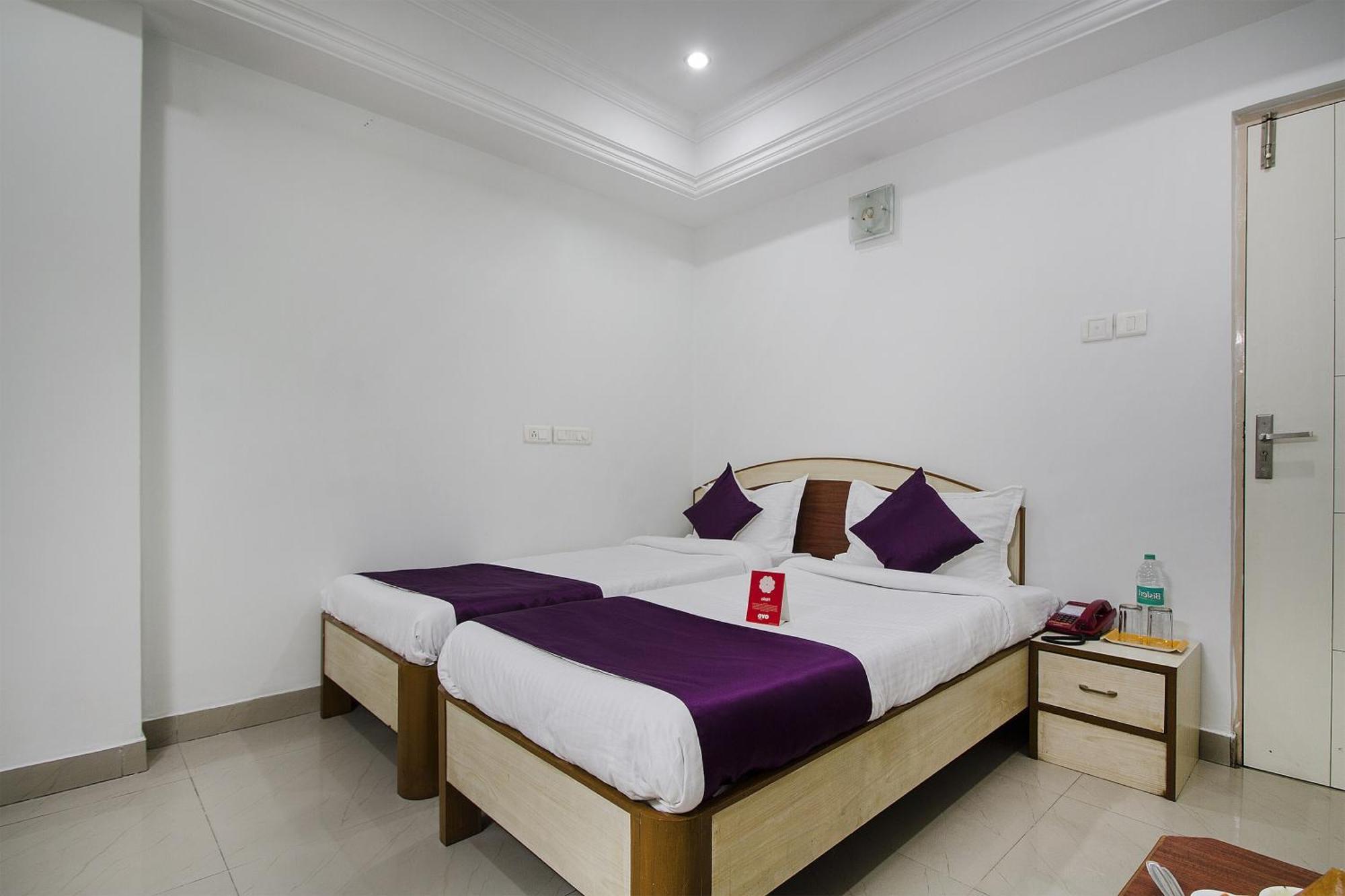 Hotel O Surya Residency Хидерабад Екстериор снимка
