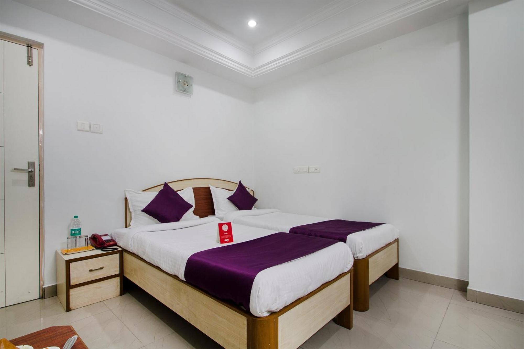 Hotel O Surya Residency Хидерабад Екстериор снимка