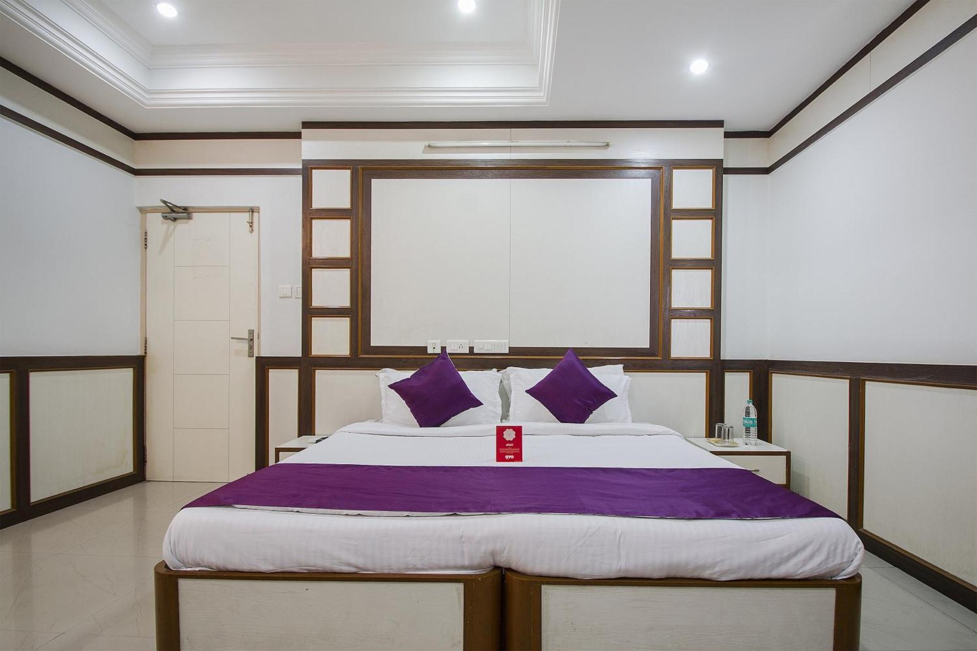 Hotel O Surya Residency Хидерабад Екстериор снимка