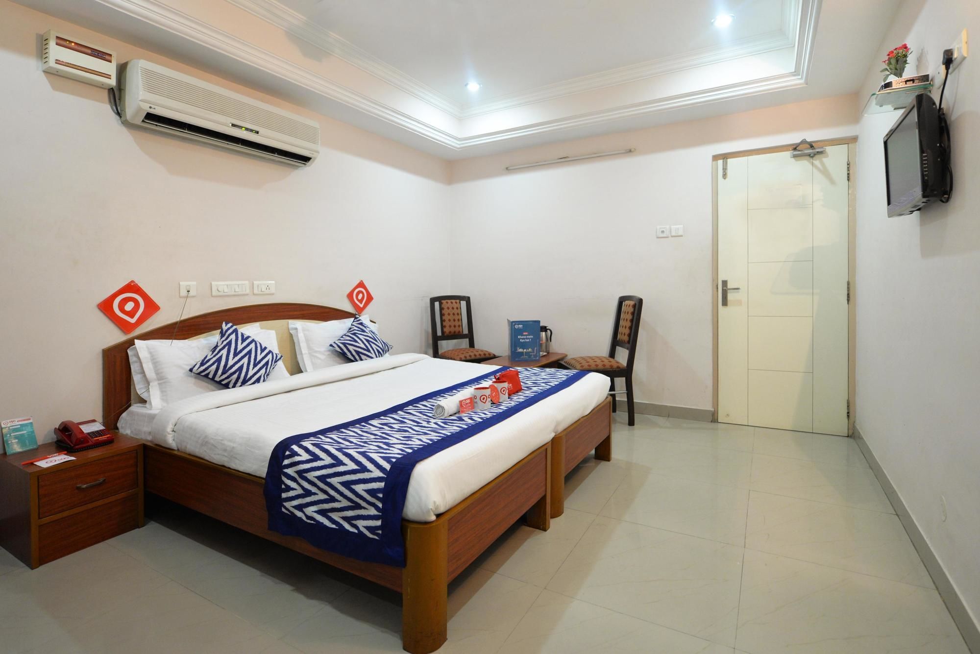 Hotel O Surya Residency Хидерабад Екстериор снимка
